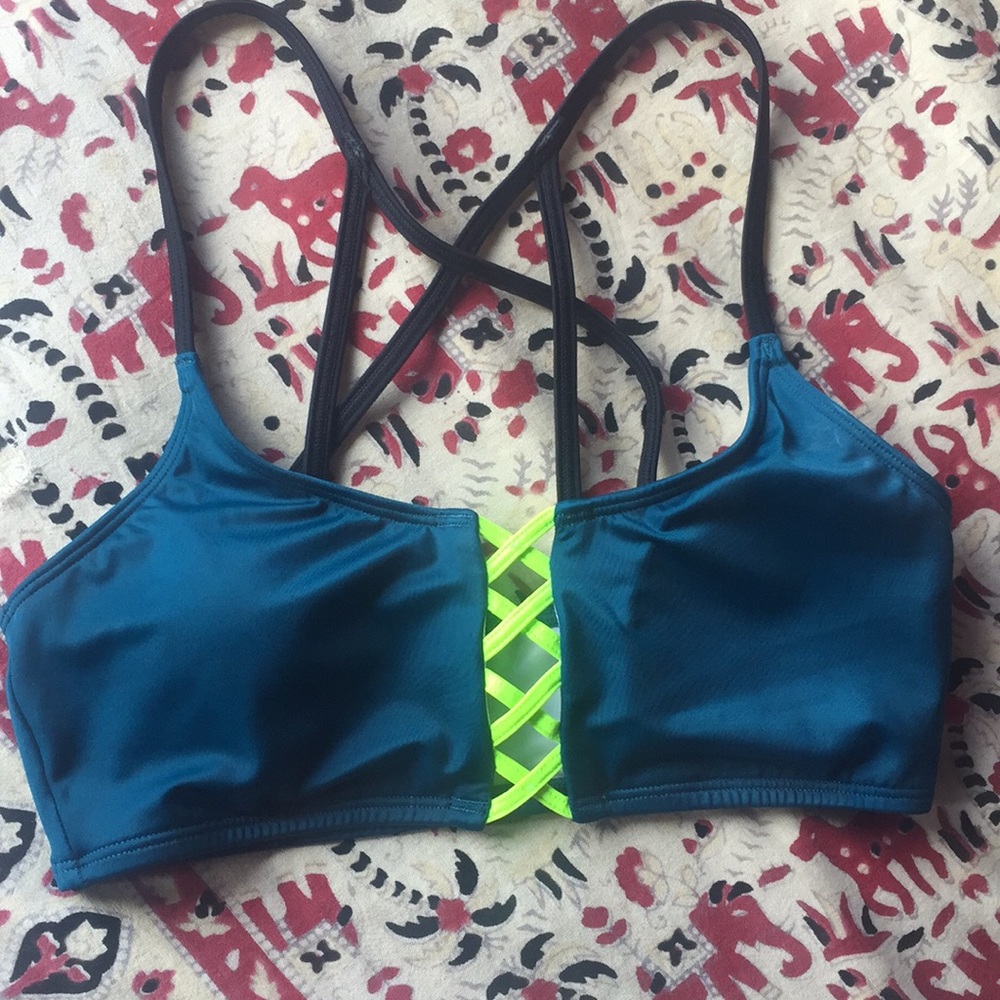 VS Swim Top Size S